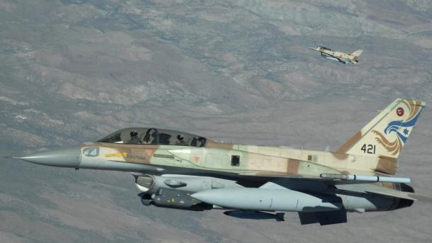 Kroacia blenë 12 avionë luftarak nga Izraeli