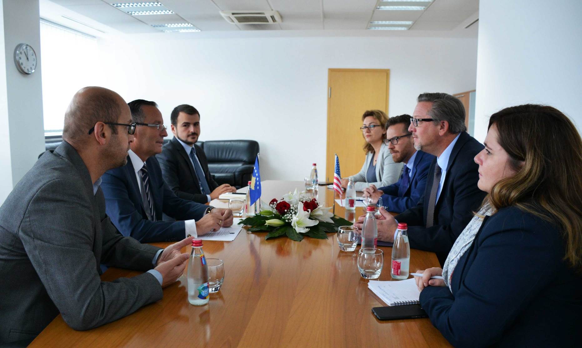 Hamza kërkoj vazhdimin e përkrahjes së USAID-it për reformat e MF-së