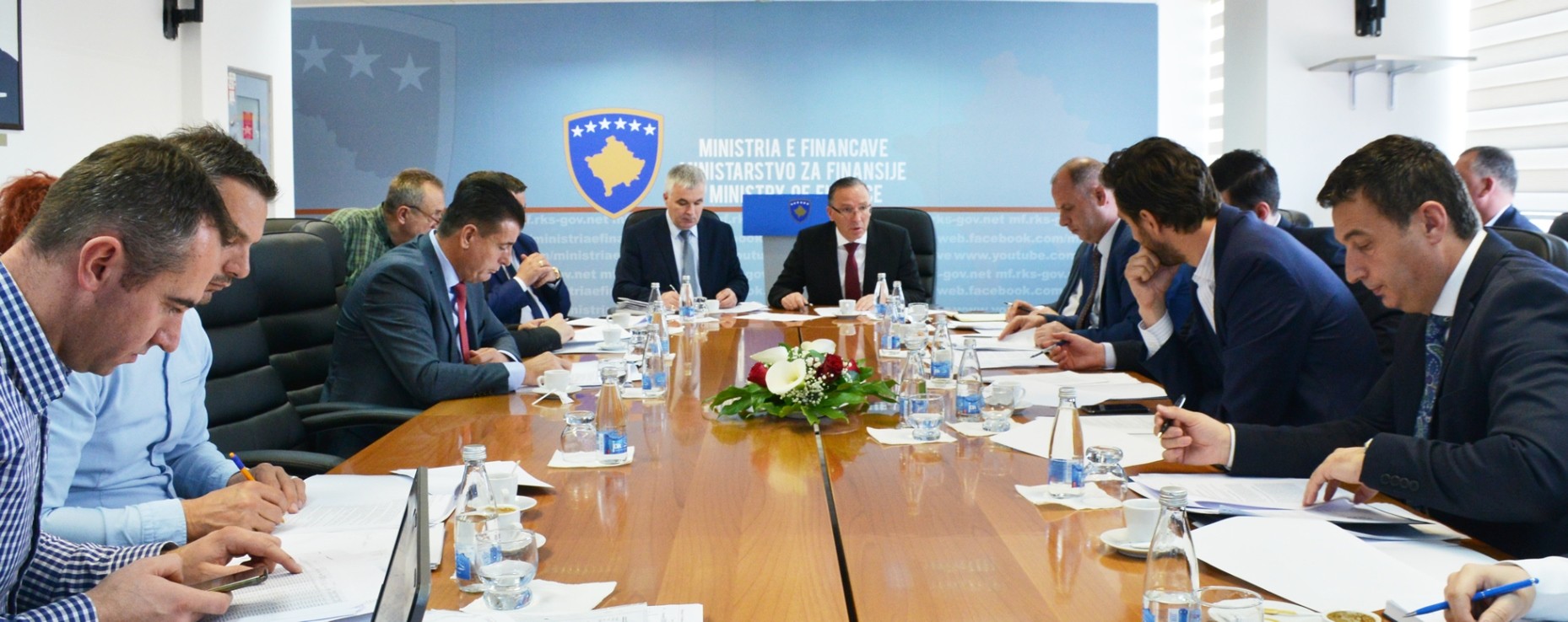 MF aprovon grantet qeveritare për financimin e komunave
