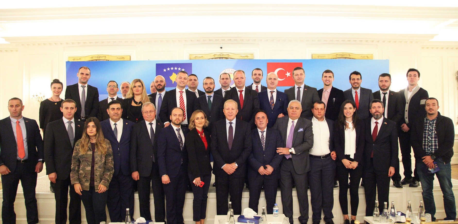 Pacolli fton bizneset turke të rrisin investimet në Kosovë