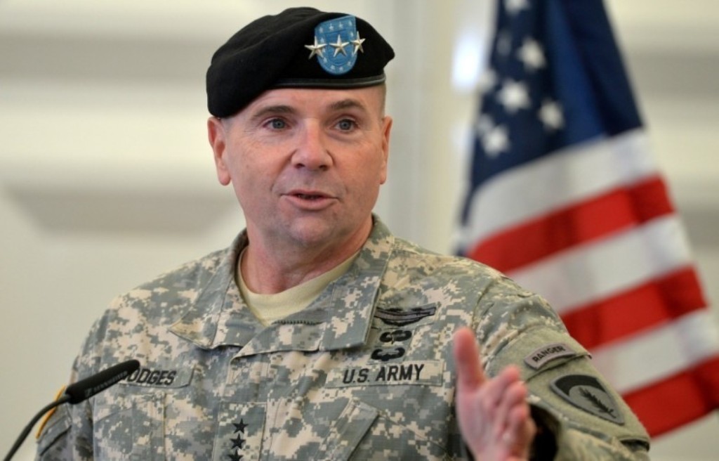 Gjenerali Hodges kundërshton mundësinë e tërheqjes së trupave nga Kosova