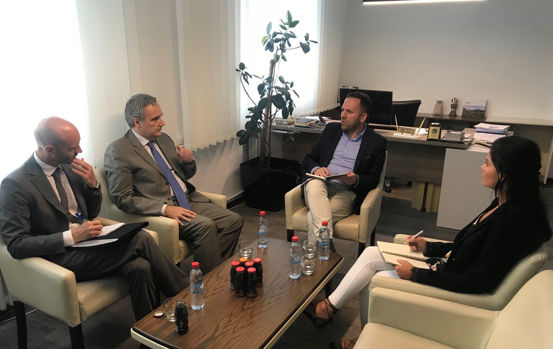 OEK dhe Ambasada Italiane thellojnë partneritetin