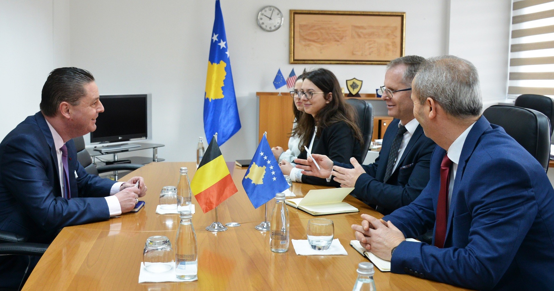 Ministri Bislimi falënderoi shtetin belg për ndihmën e dhënë për Kosovën 