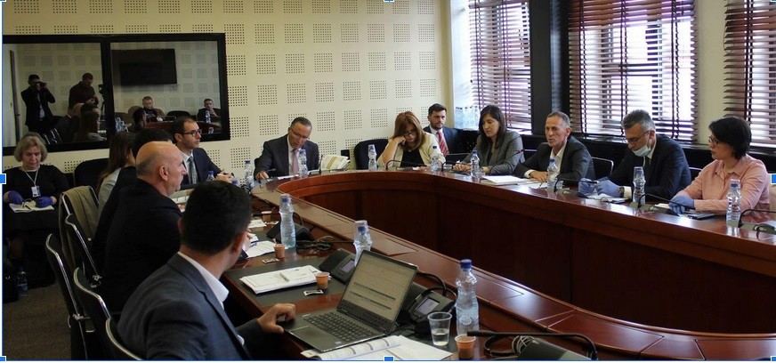 Auditori Osmani prezantoi para deputetëve Raportin Vjetor të Performancës
