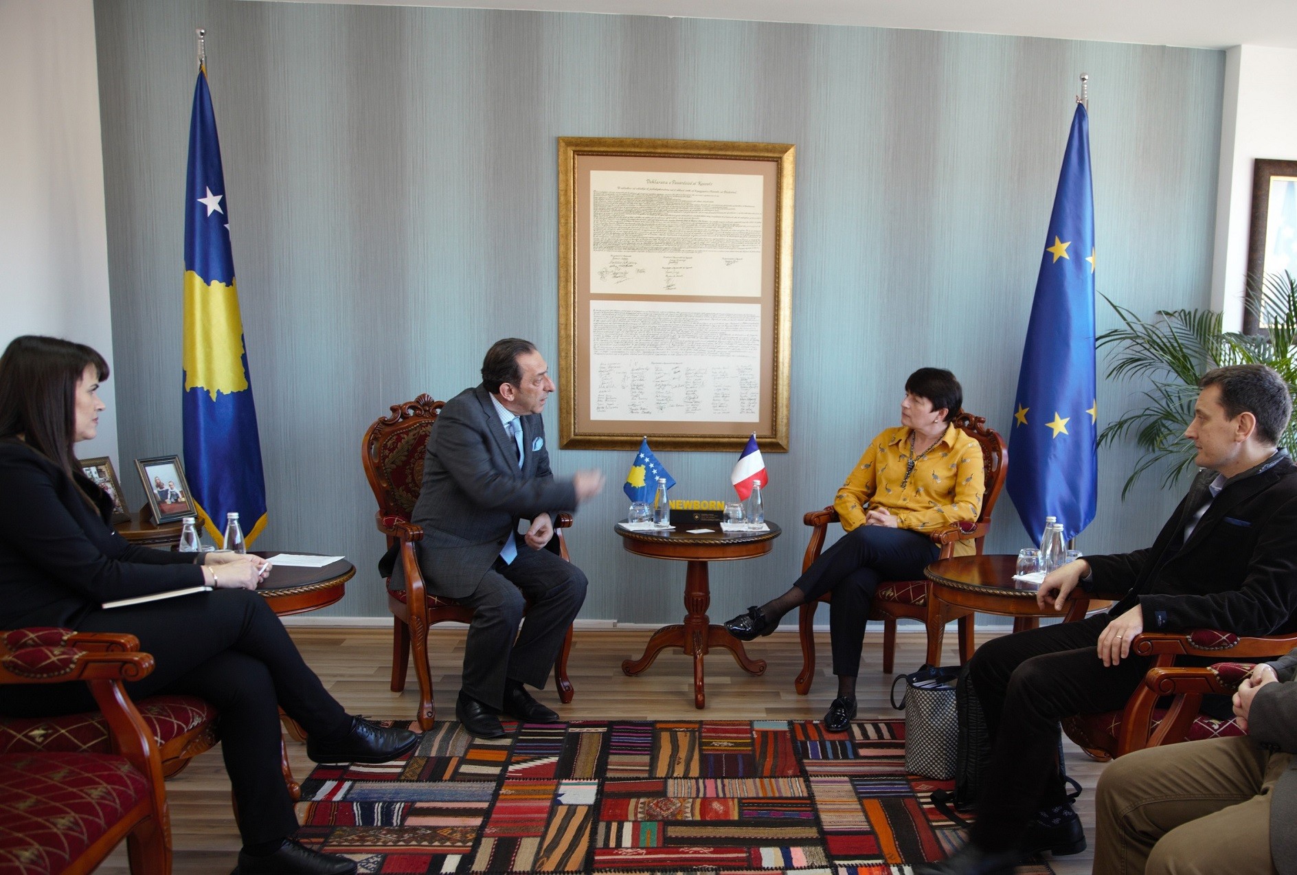 Ministri Reka kërkoi përkrahjen e Francës për liberalizimin e vizave