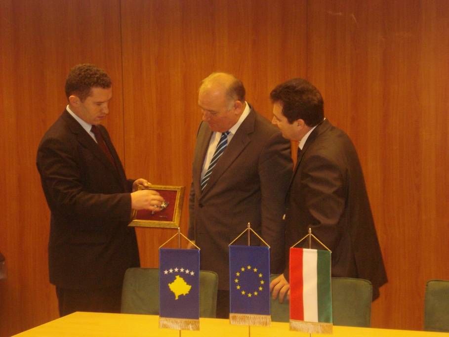 Kosova dhe Hungaria nënshkruajn Memorandum Mirëkuptimi në bujëqsi