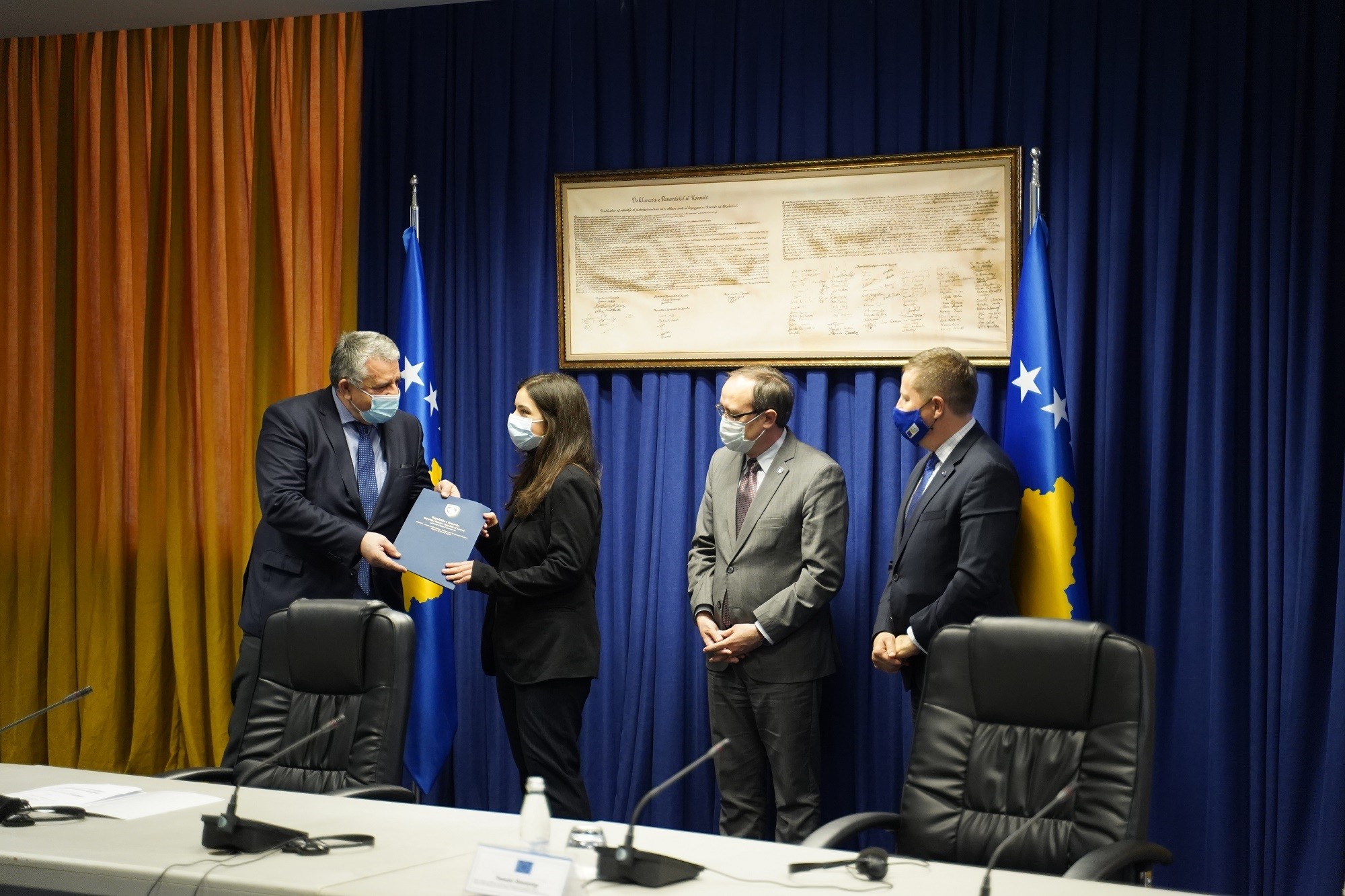 Bursistët nga Skema e Profesionistëve të Rinj punësohen në institucionet shtetërore