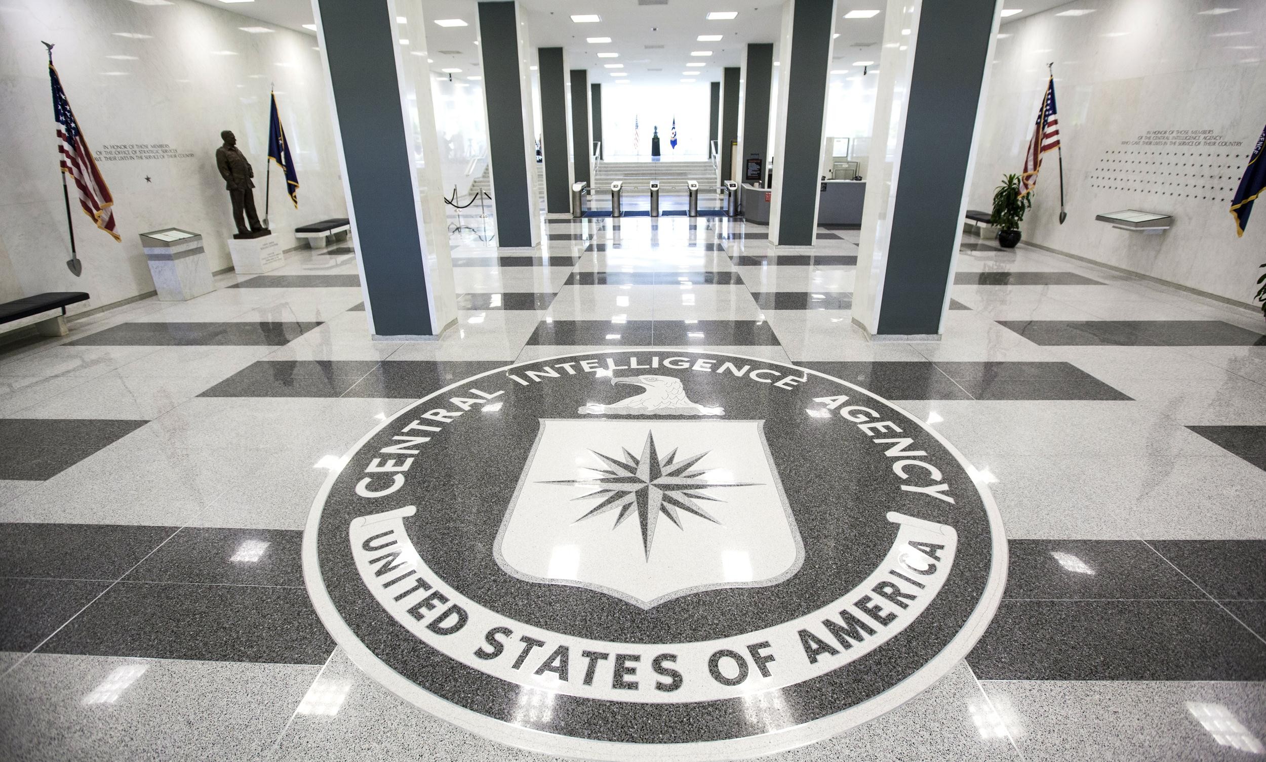 Presidenti Thaçi u prit në takim nga drejtori i CIA-s Mike Pompeo