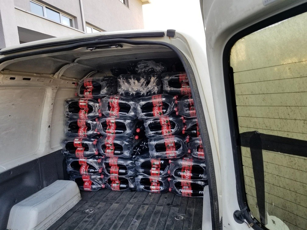 Kapet një furgon me pije jo-alkoolike gjatë tentim kontrabandës