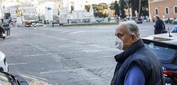 Ekspertët kinezë paralajmërojnë për simptoma të reja nga Koronavirusi