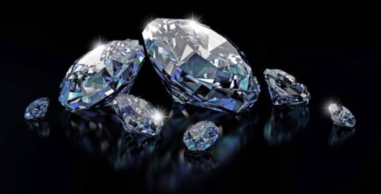 Rritet importi i diamanteve në SHBA