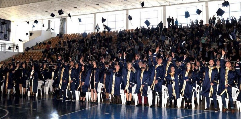 Diplomojnë studentë të Universitetit të Gjilanit