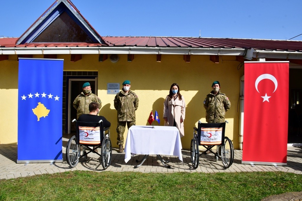Donacion me karroca për Qendrën e kujdesit për fëmijë me nevoja të veçanta