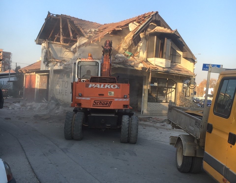 Gjilani nis aksionin për lirimin e hapësirave publike nga uzurpatorët