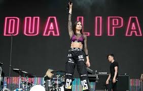 Dua Lipa është këngëtarja më e mirë britanike e vitit