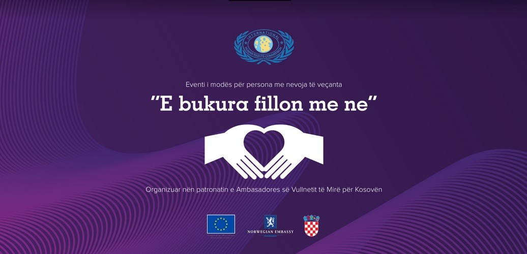 Mbahet sfilata e modës për persona me nevoja të veçanta
