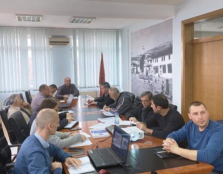 Mbahet takimi i Ekipit Komunal për planifikimin e sheshit të Rahovecit