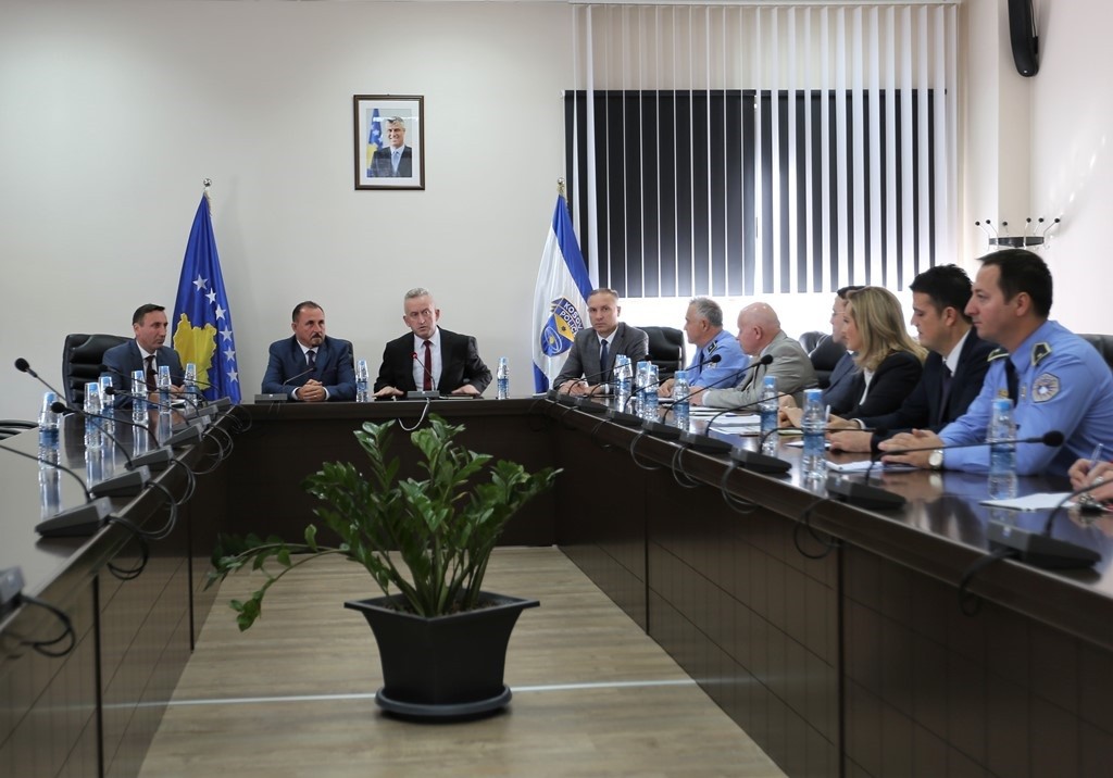 Ministri Mustafa informohet për aktivitetet policore
