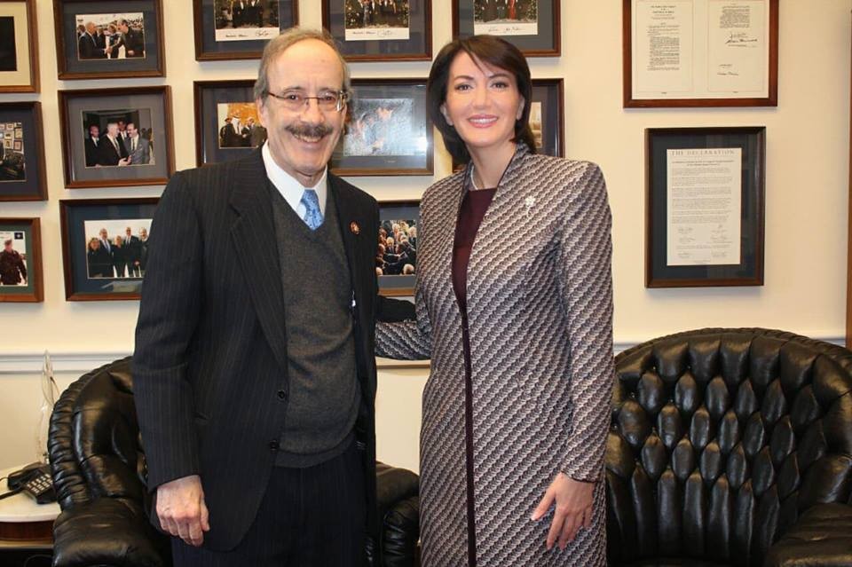 Jahjaga do të dëshmoj para Kongresit Amerikan për krimet e luftës në Kosovë