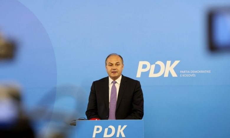 Hoxhaj: Paramilitarë rusë pjesë e Ushtrisë serbe në Kosovë