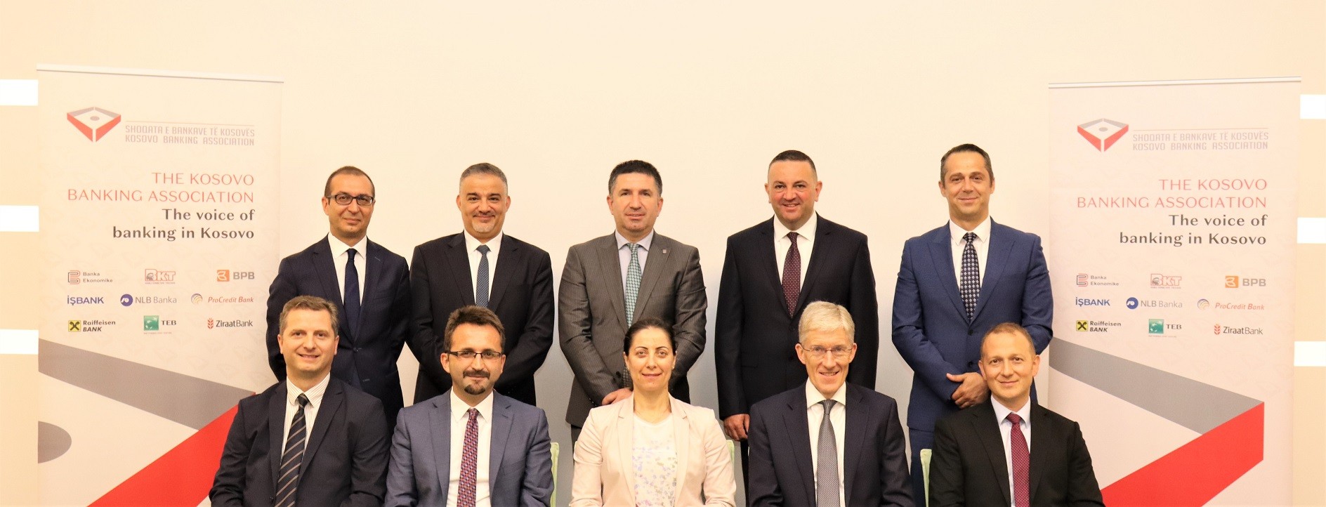 Zgjedhet Bordi i ri i Shoqatës së Bankave të Kosovës  
