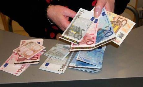 Rehn: Kriza e euros kërkon veprime të menjëhershme