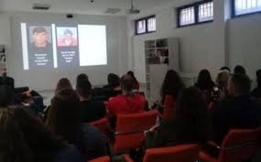 FDH vazhdon ligjëratat në nder të viktimave dhe të përkujtimit të ngjarjeve të luftës
