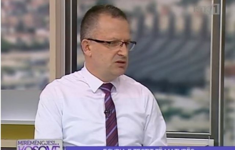 Në testin e maturës për kopjim u përdorën edhe orët e mençura