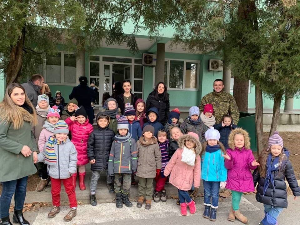 Fëmijët e LET Center vizituan Ushtrinë e Kosovës