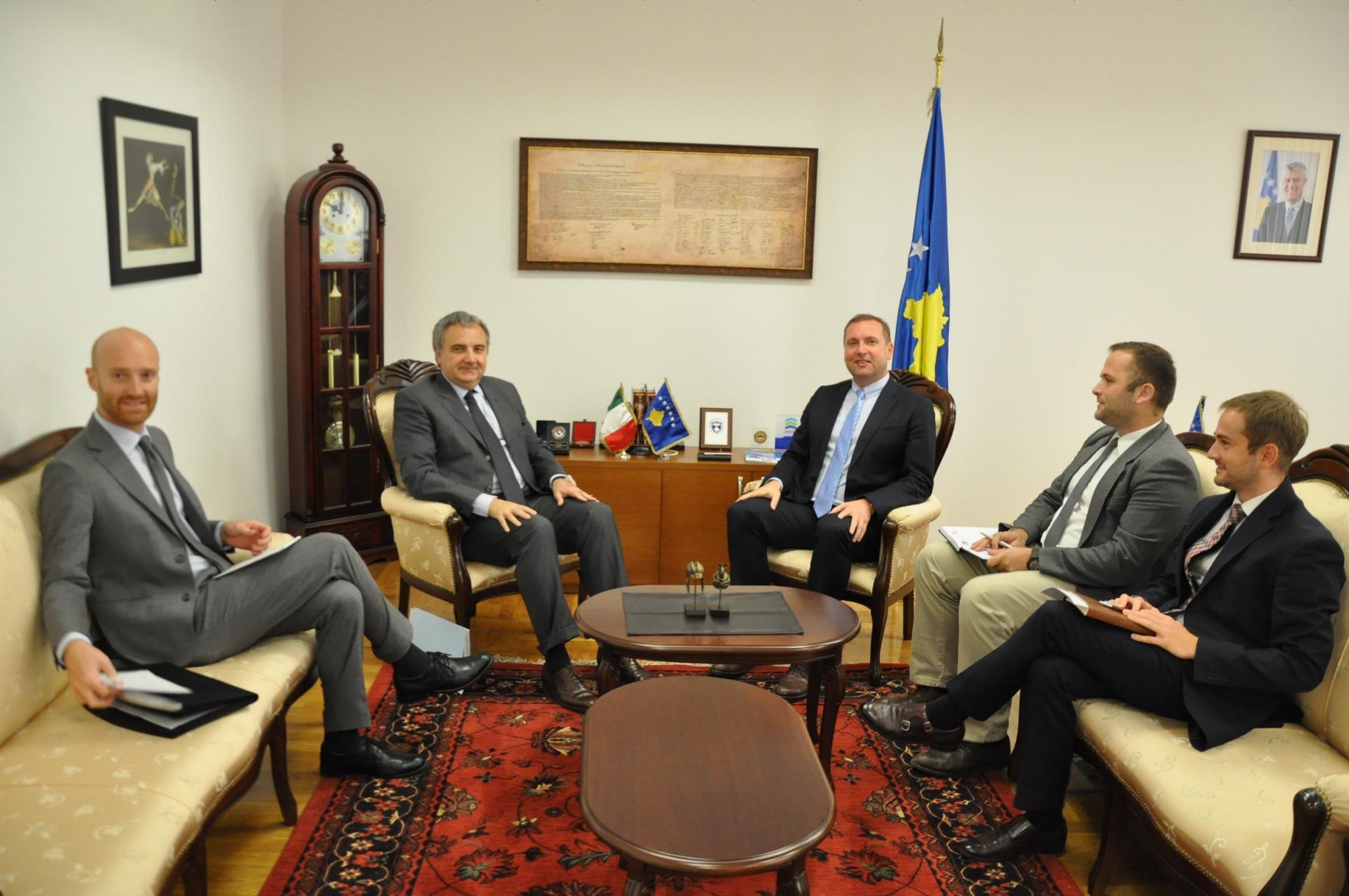 Ambasadori italian siguroi ministrin Sefaj për mbështetjen e Italisë 