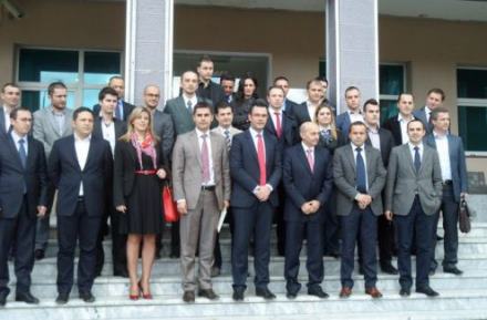 Përfundoi takimi i forumeve rinore shqiptare