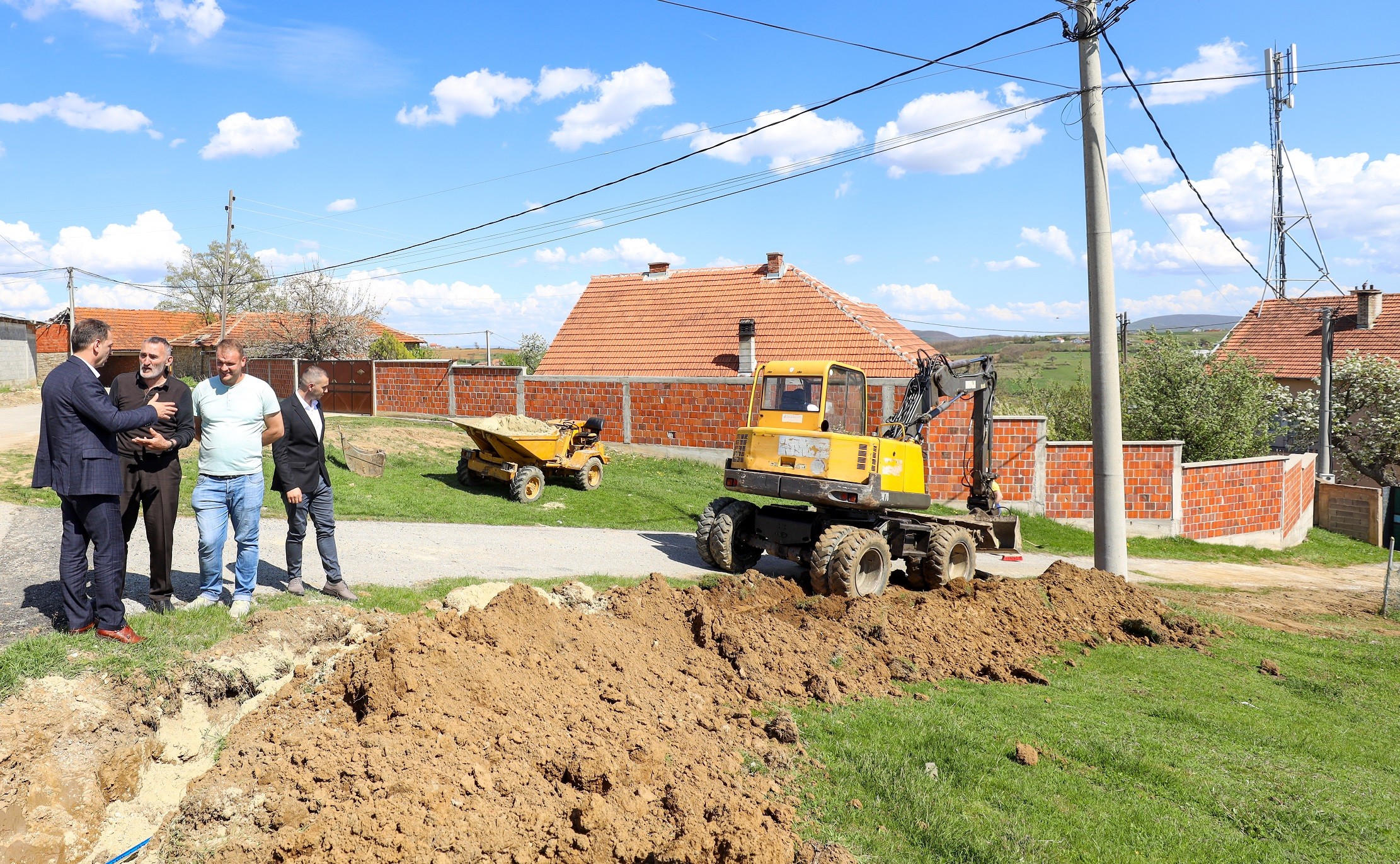 Plluzhina kyçet në rrjetin e ujësjellësit