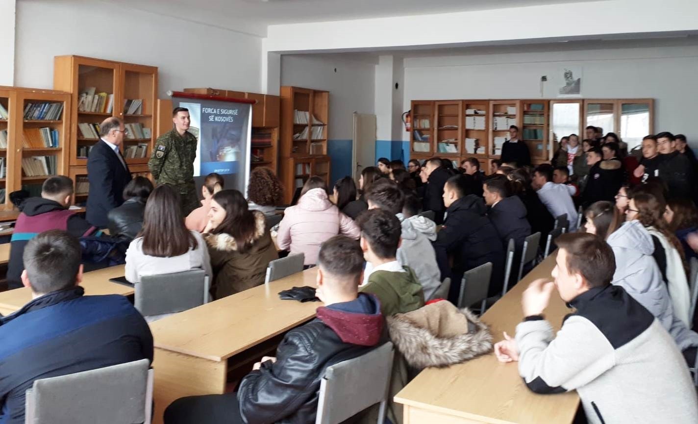 FSK-ja mban ligjërata për vetëdijesimin nga rreziku i mjeteve piroteknike