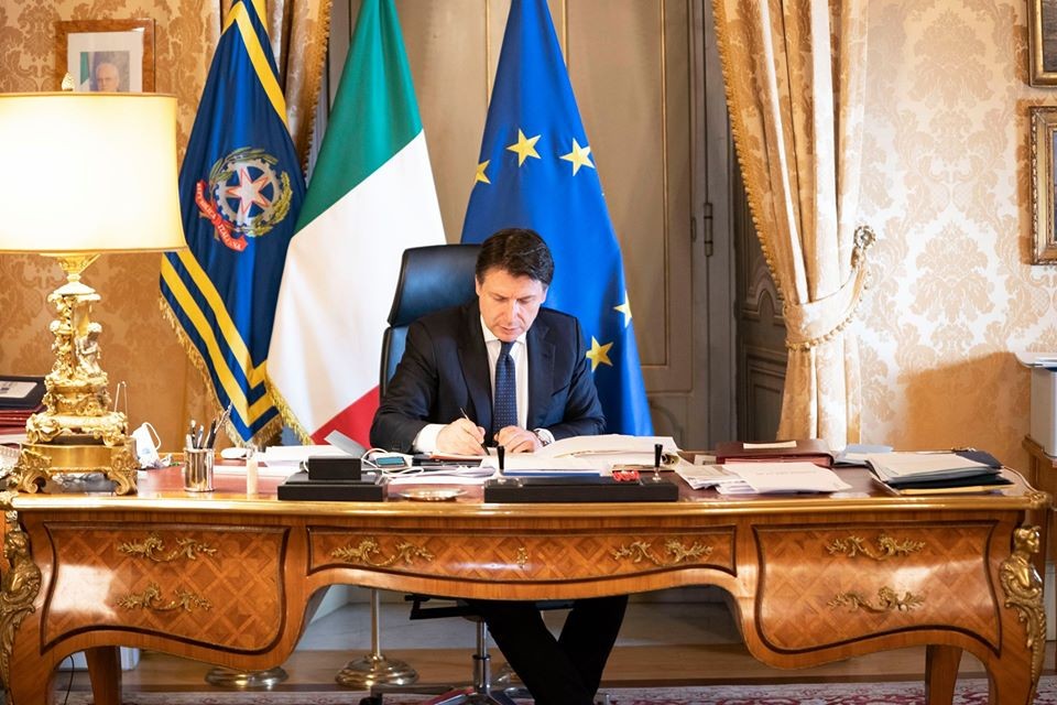Qeveria Italiane ndan 400 miliardë euro për kompanitë private