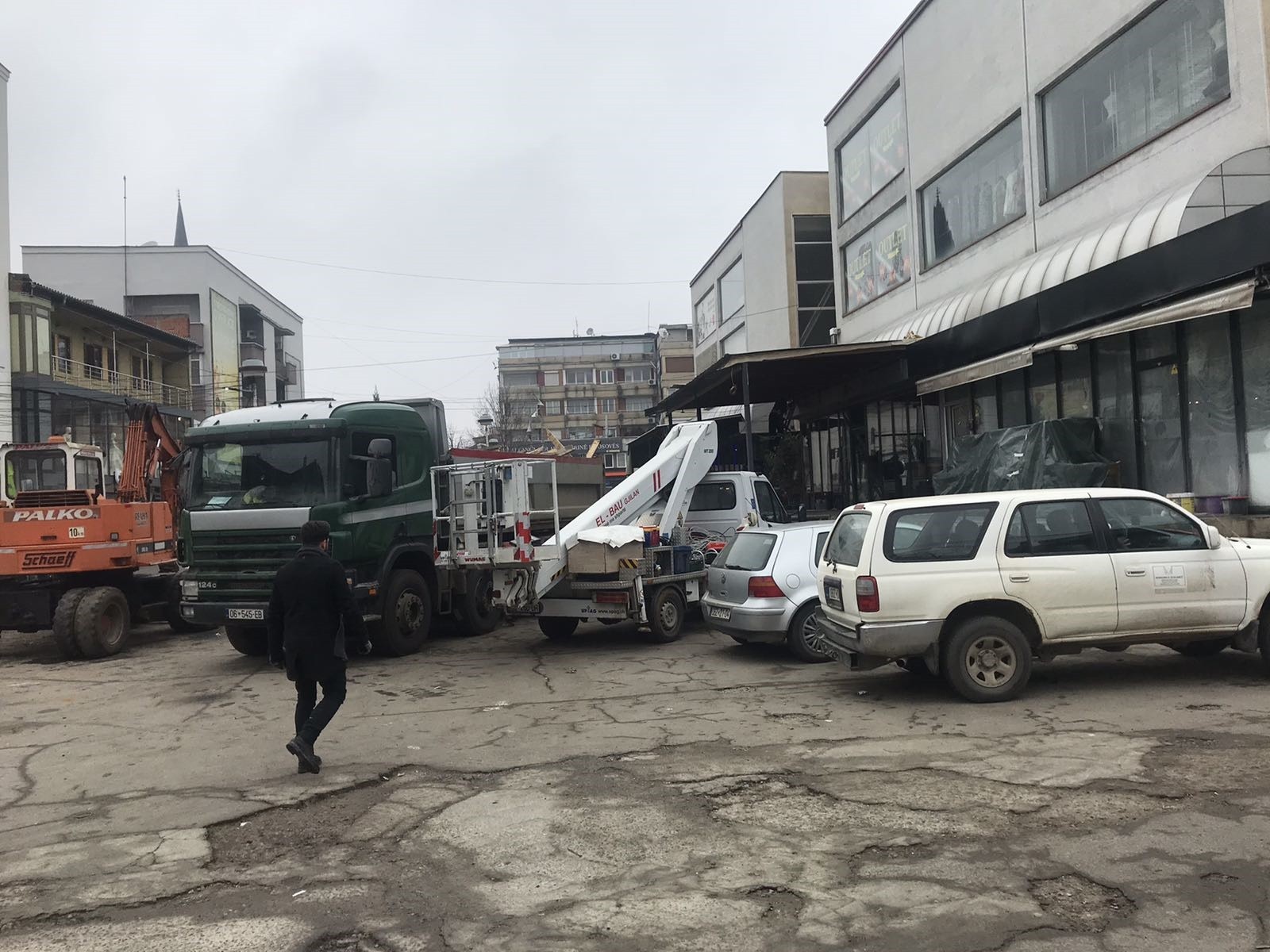 Gjilani nis aksionin për lirimin e hapësirave te Shtëpia e Mallrave