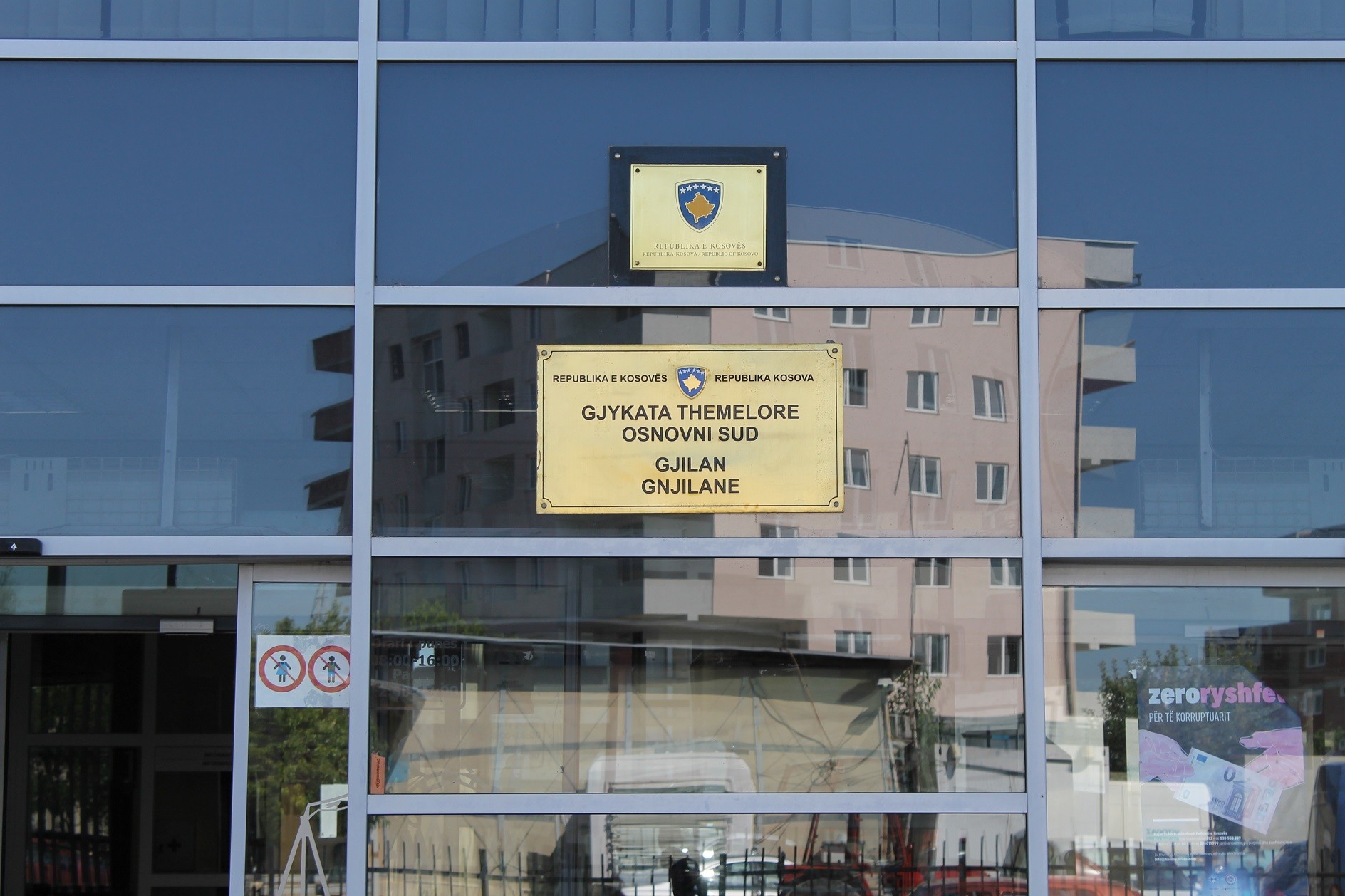 Gjykata e dënon me pesë mijë euro zyrtarin e Komunës së Kllokotit  
