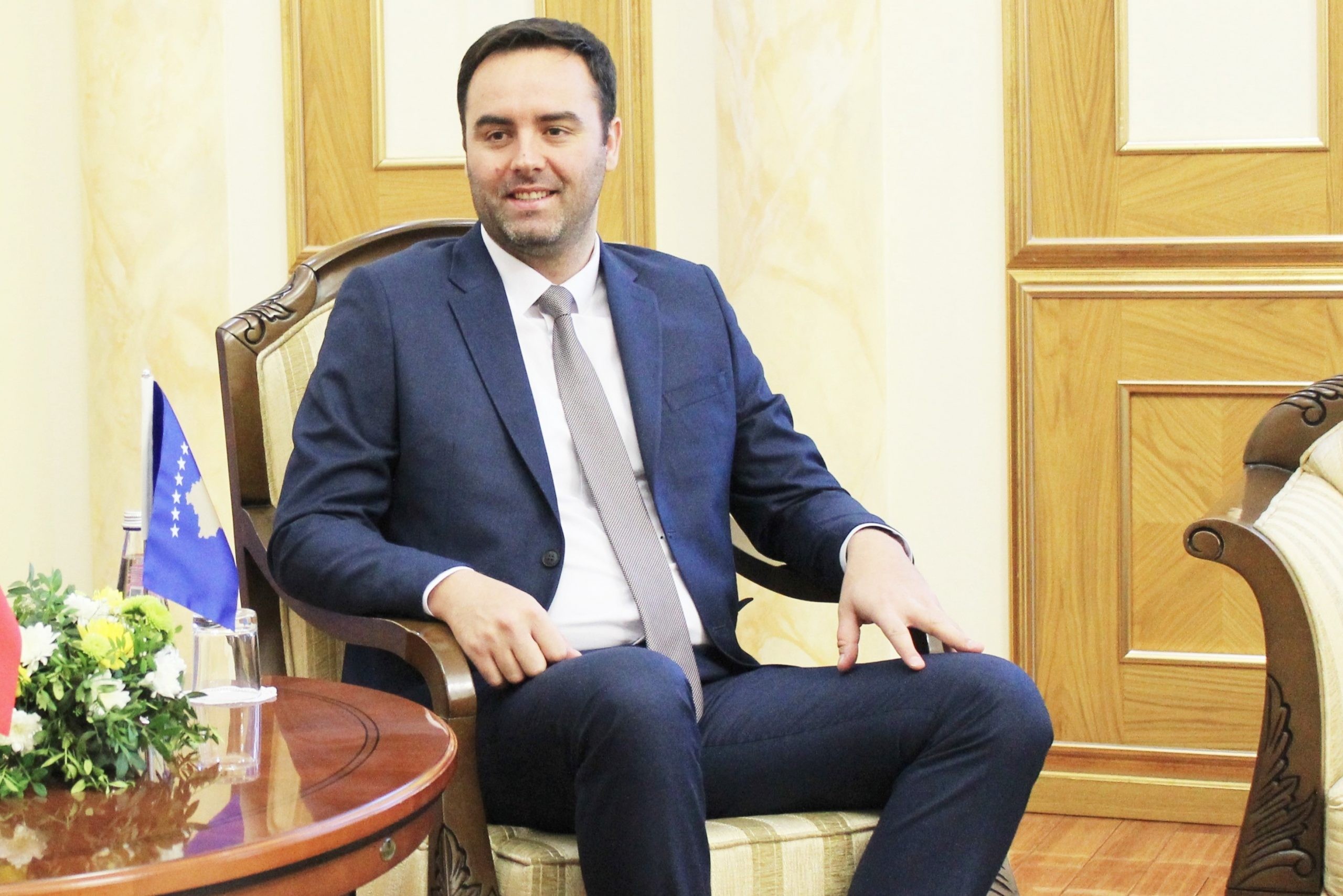 Kryekuvendari Konjufca viziton sot Shqipërinë