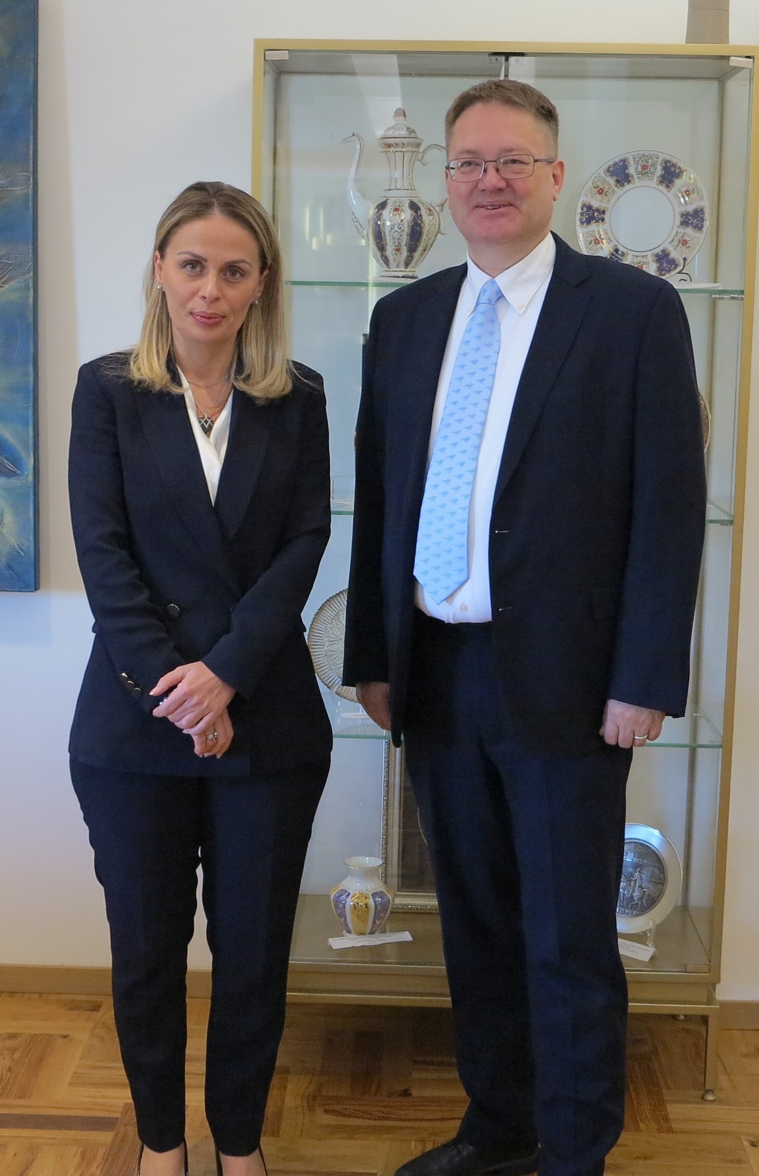 Kryetarja Caka – Nimani priti në takim ambasadorin Nicholas Abbott
