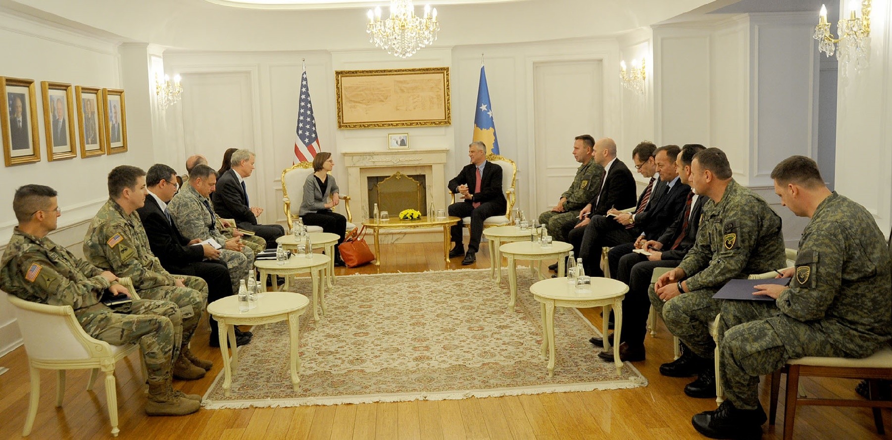 Cooper rikonfirmon përkrahjen e SHBA-ve për Kosovën