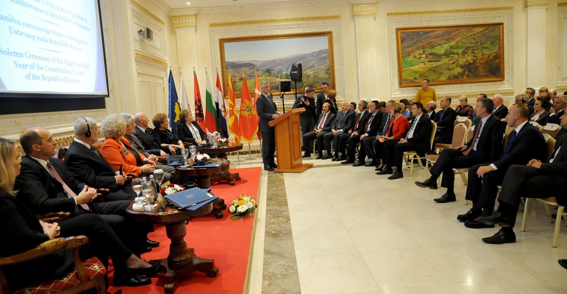 Thaçi: Duke mbrojtur Kushtetutën, mbrojmë Republikën
