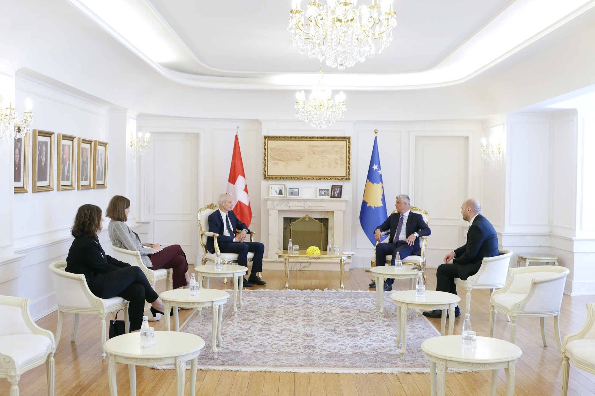 Presidenti Thaçi pranoi letrat kredenciale nga ambasadori i ri i Zvicrës
