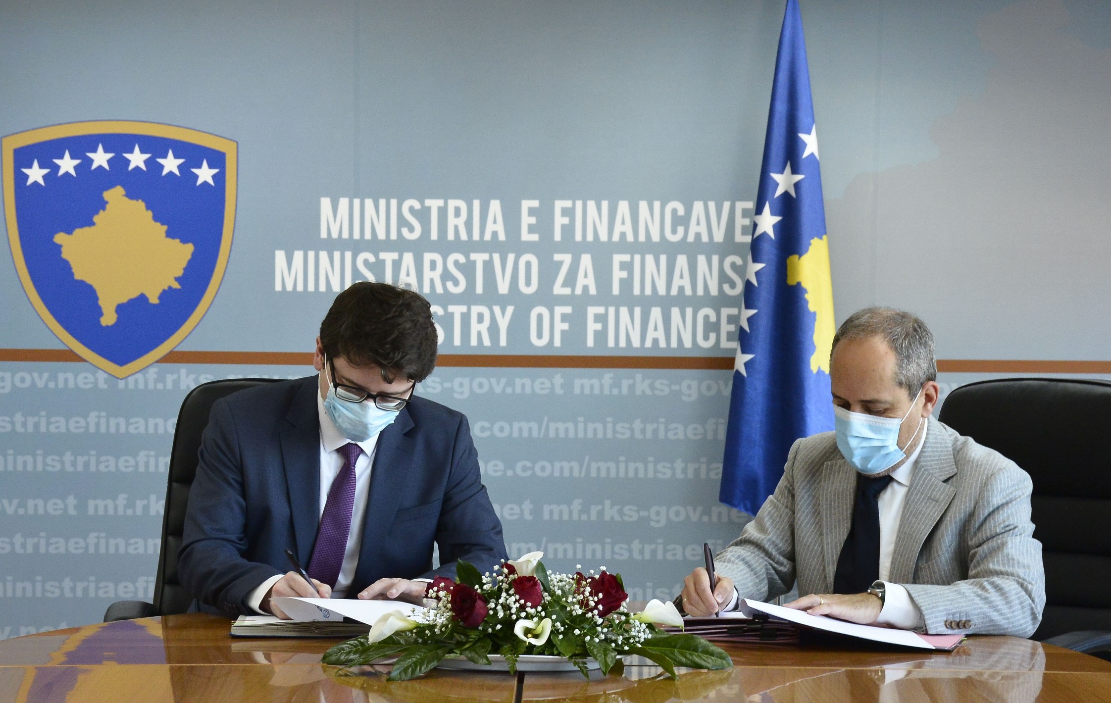 Nënshkruhet marrëveshja për reformën e sistemit të ndihmës sociale në Kosovë  