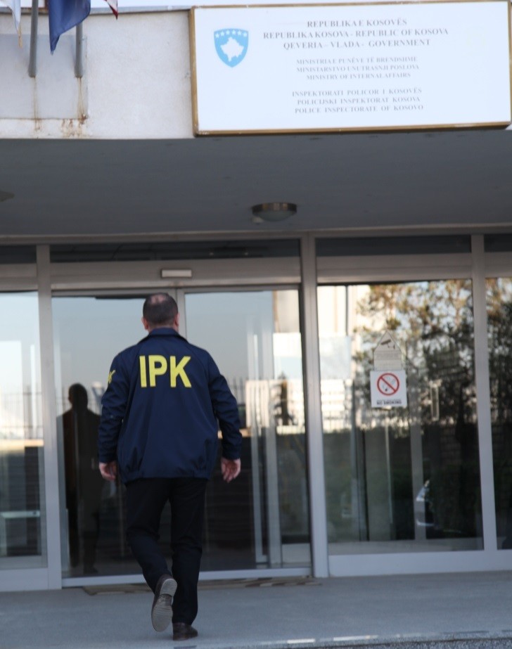 Inspektorati Policor arreston tre zyrtarë policorë në Mitrovicën e Veriut