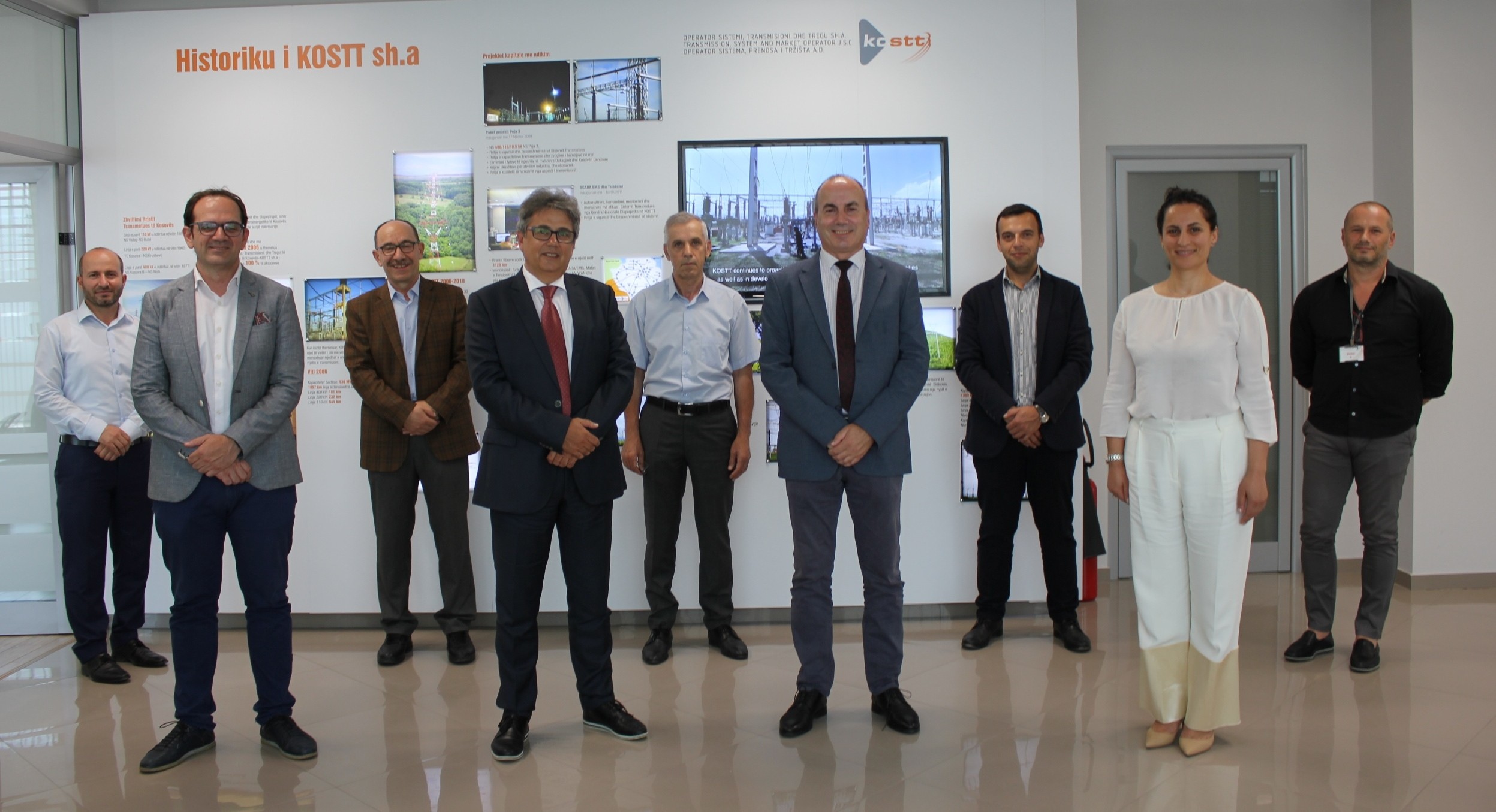 KOSTT nënshkruan kontratë me Korporatën Elektroenergjetike Shqiptare