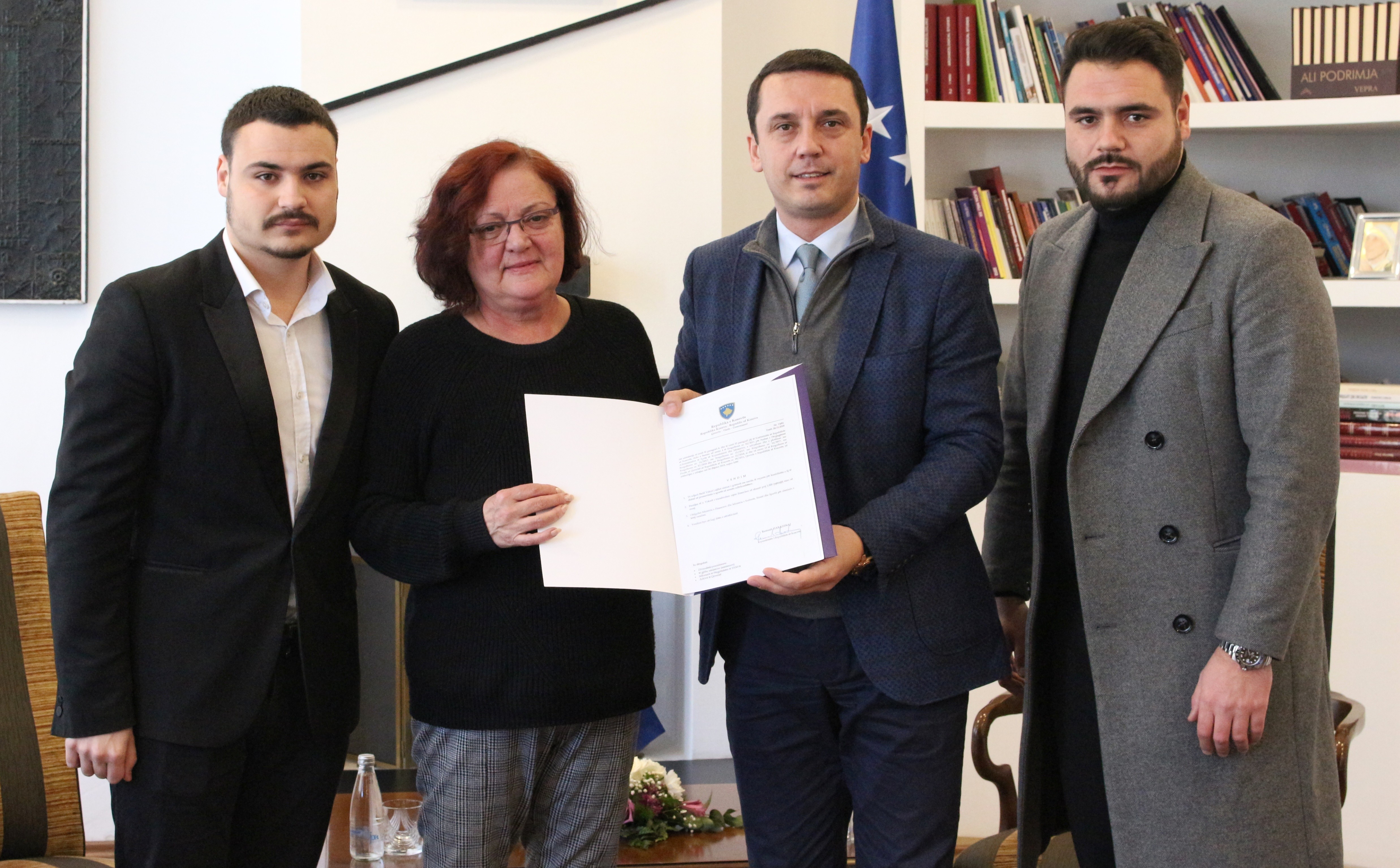 Fadil Vokrrit i njihet statusi i qytetarit me merita të veçanta