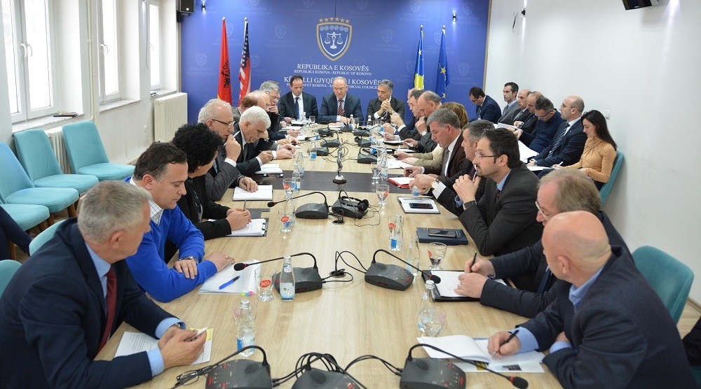 Nisin luftën kundër korrupsionit në përmbushjen e kushtit për liberalizimin e vizave