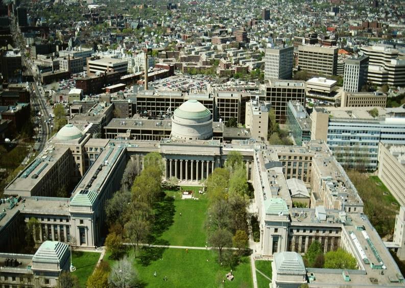 Institituti i Teknologjisë i Massachusetts universiteti më i mirë në botë