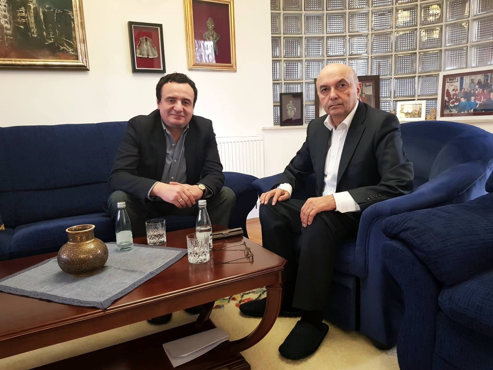 LDK e VV angazhohen kundër iniciativave të papërgjegjshme të Hashim Thaçit