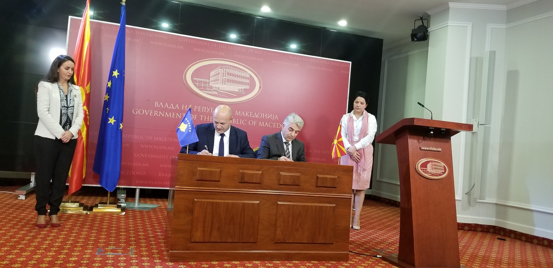 Kosova dhe Maqedonia nënshkruan Menaxhimin e Integruar të Kufijve