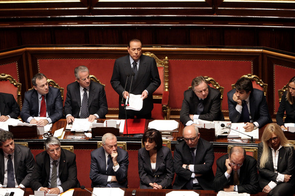 Qeveria italiane ashpërson paketën e kursimeve